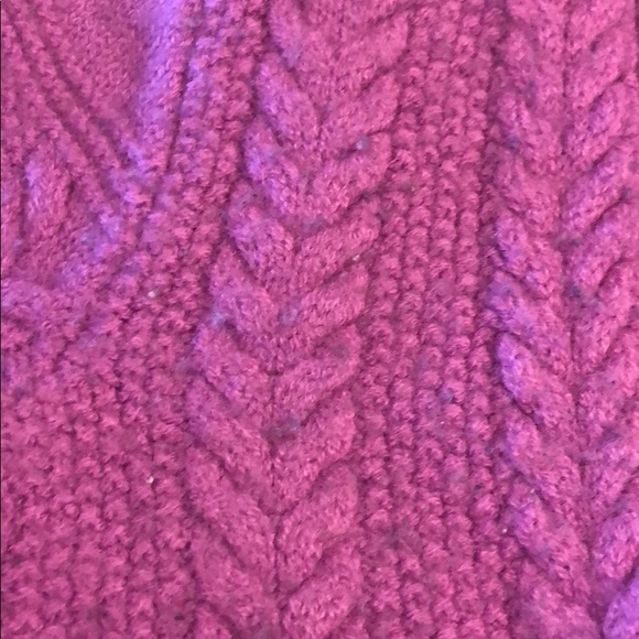 Express cropped sweater - Picture 3 of 4